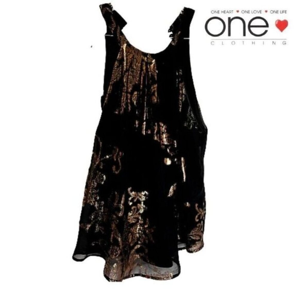 One Heart Clothing Women's Metallic Foil Accent Halter Mini Dress‎